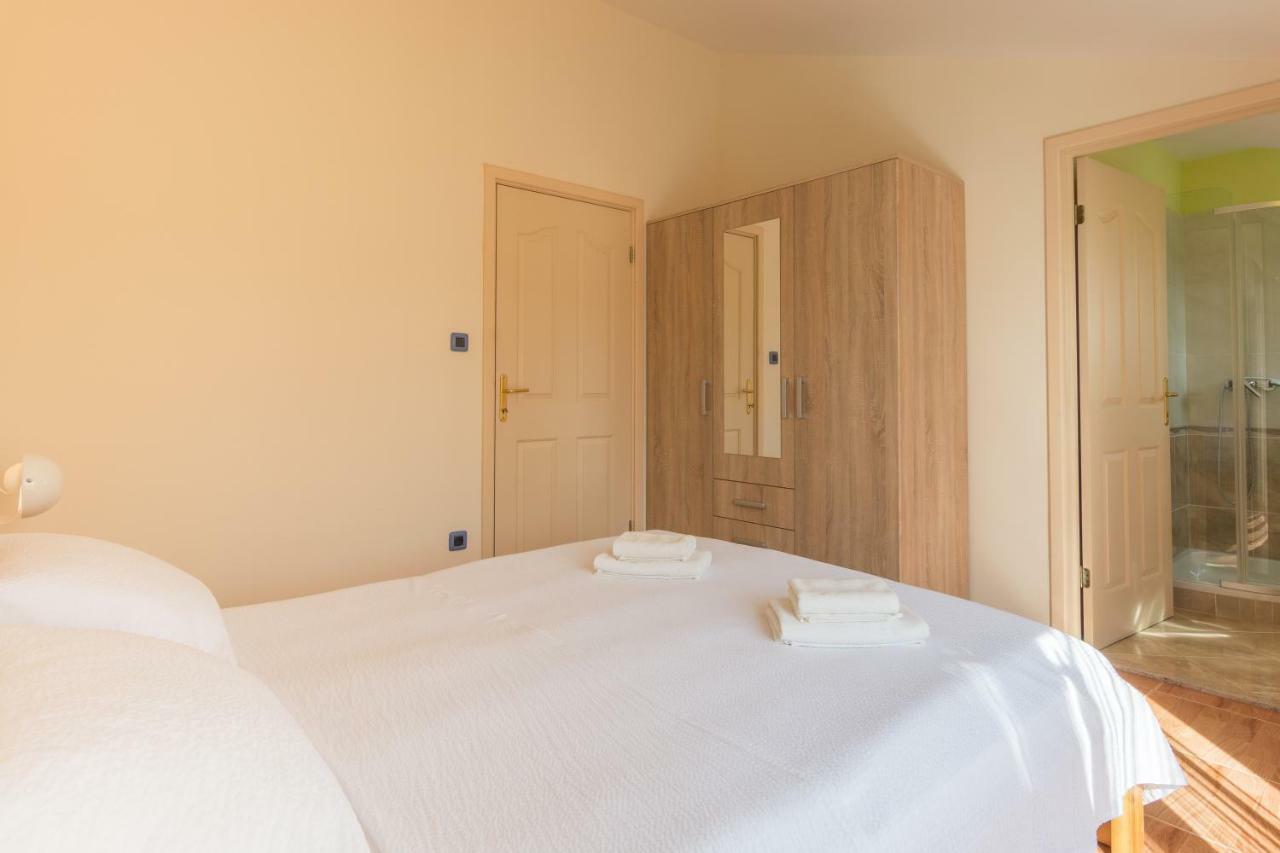 Holiday Home Matela Zadar Ngoại thất bức ảnh